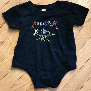 METALLICA Baby Infant Onesie One Piece Bodysuit Cotton Snaps 12 Months Like New
